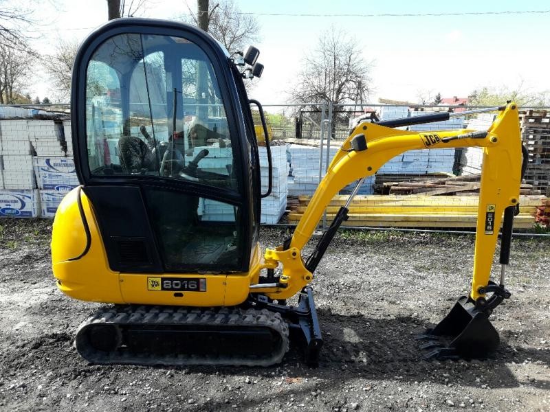 Sprzedam minikoparki JCB 8016 2011 - 2 sztuki — zdjęcie 1
