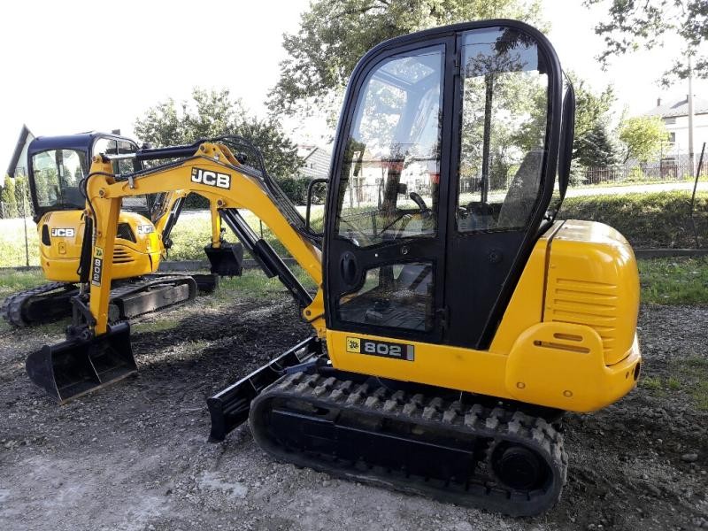 Sprzedam JCB 802 z 2004 roku — zdjęcie 2