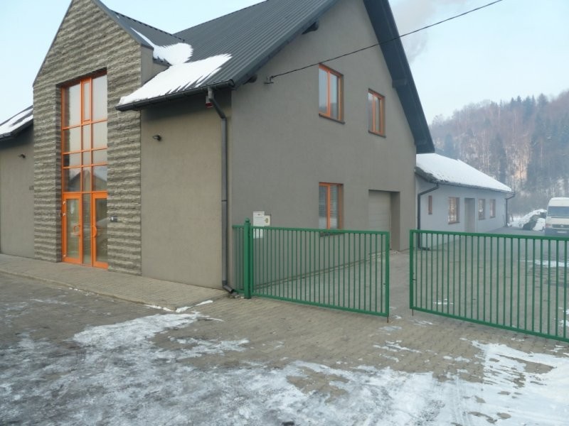 Budynek 500m2 pod handel, produkcję lub magazyn — zdjęcie 2