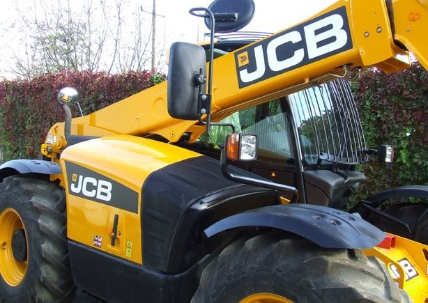 Ładowarka teleskopowa JCB 531-70 roku 2011 -demo — zdjęcie 2
