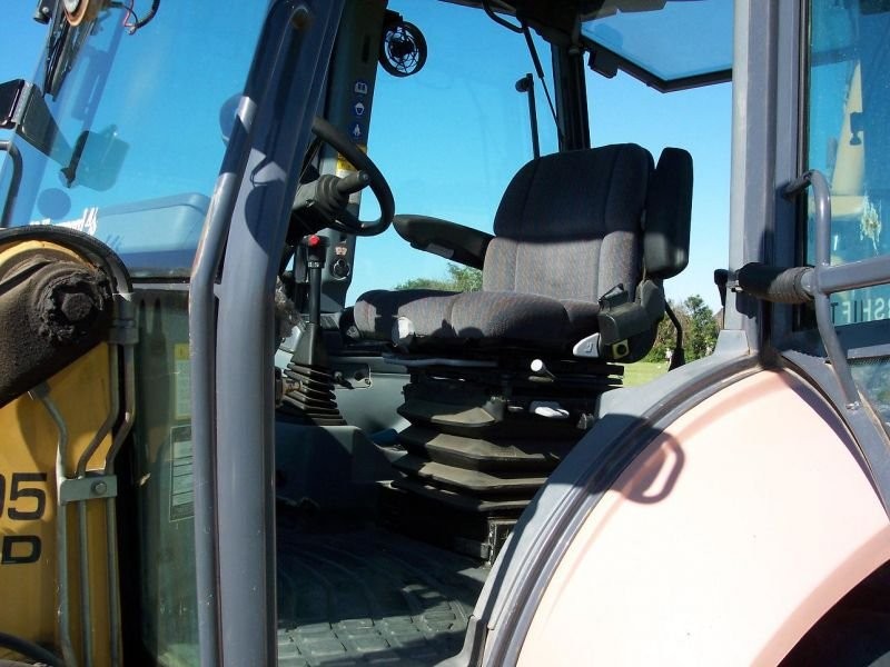 ŁADOWARKO KOPARKA NEW HOLLAND NH95 '97 — zdjęcie 4