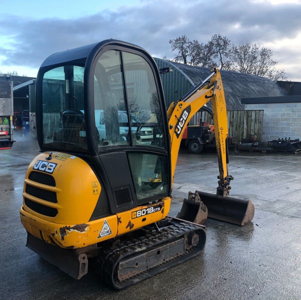 Minikoparka JCB 8C01TT 8S — zdjęcie 3