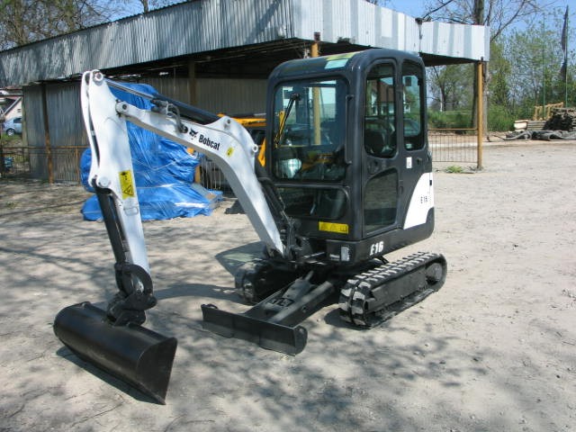 Bobcat E16 - 2013 rok — zdjęcie 5