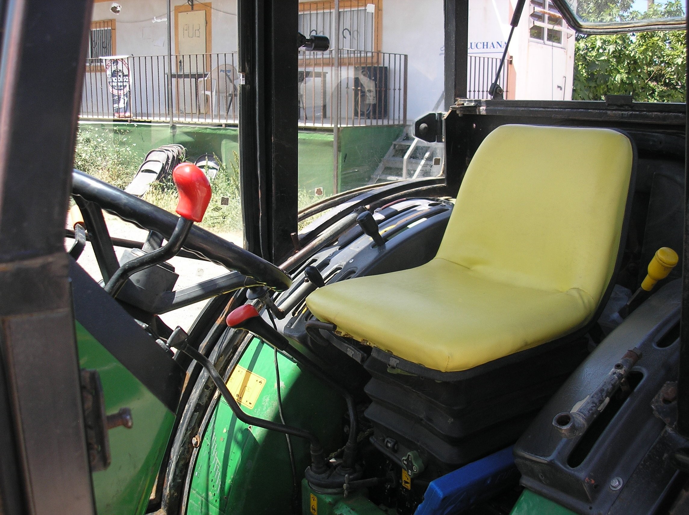 John Deere Con Pala — zdjęcie 2