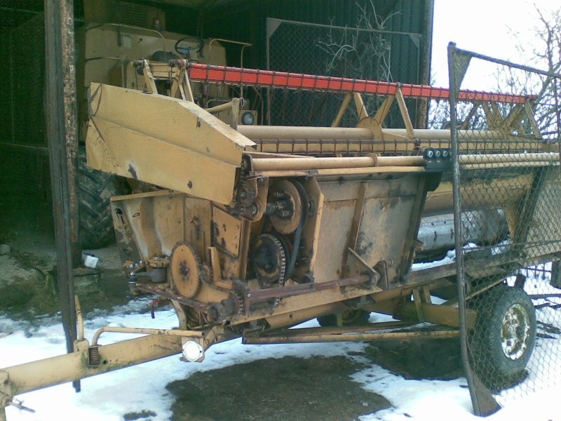 Sprzedam kombaj zbozowy Bizon Super z056 — zdjęcie 2