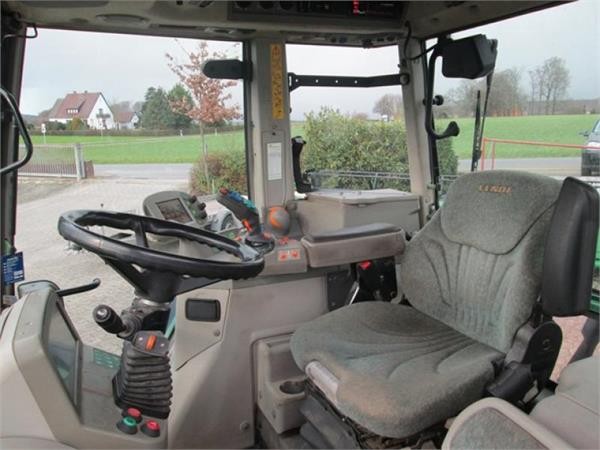 Fendt 820 Vario — zdjęcie 2