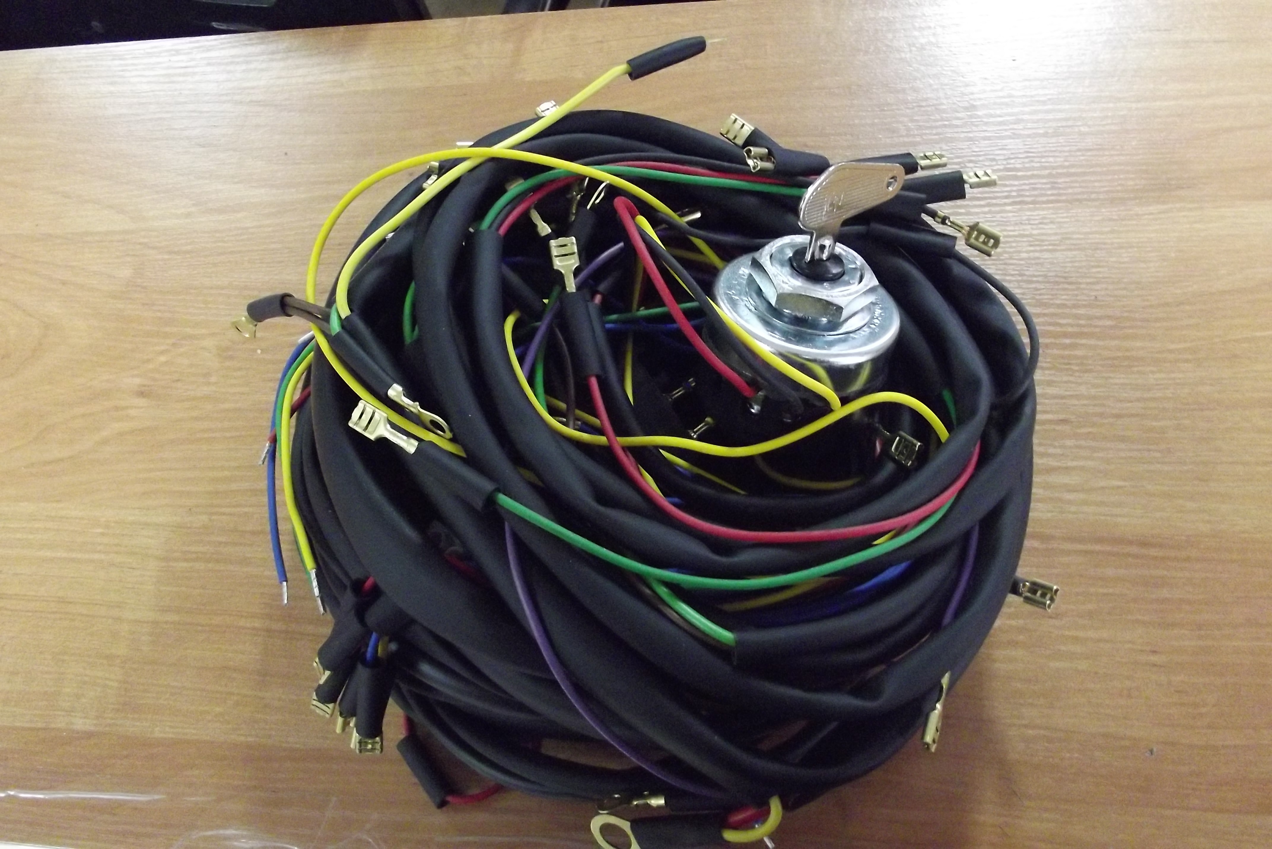 Instalacja elektryczna URSUS C 330, C 360 Kompletna — zdjęcie 1