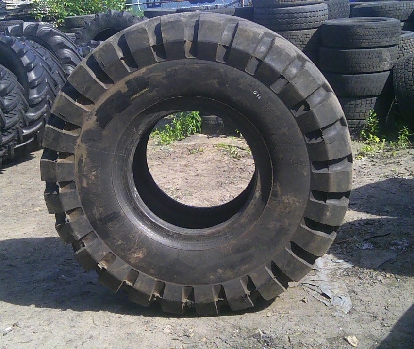 (G46) Opona 26.5-29 Michelin  — zdjęcie 1