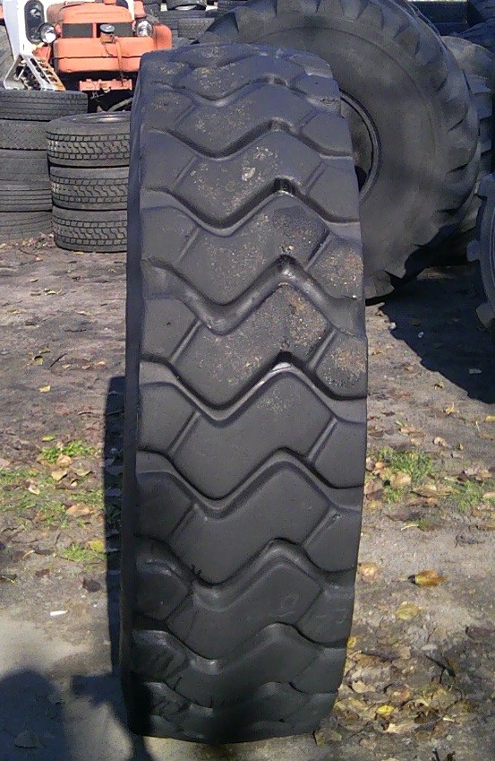 (G715) Opona 14.00-24  — zdjęcie 1