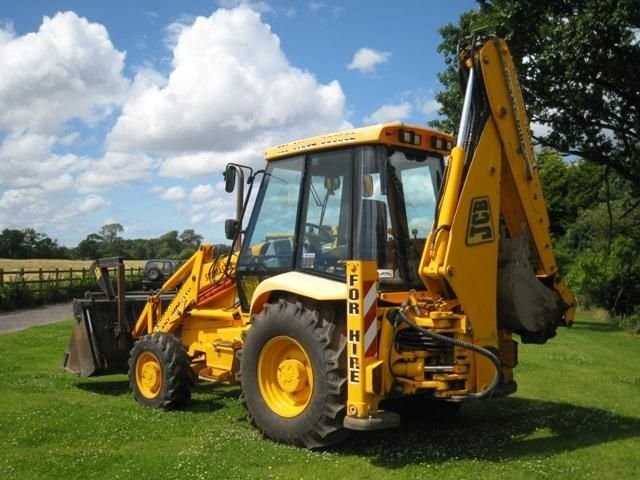 SUPER OKAZJA KOPARKO ŁADOWARKA JCB 3CX Sitemaster  2001 — zdjęcie 2
