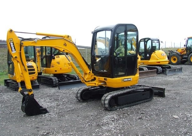 Minikoparka JCB 8030 ZTS,  rok 2007
