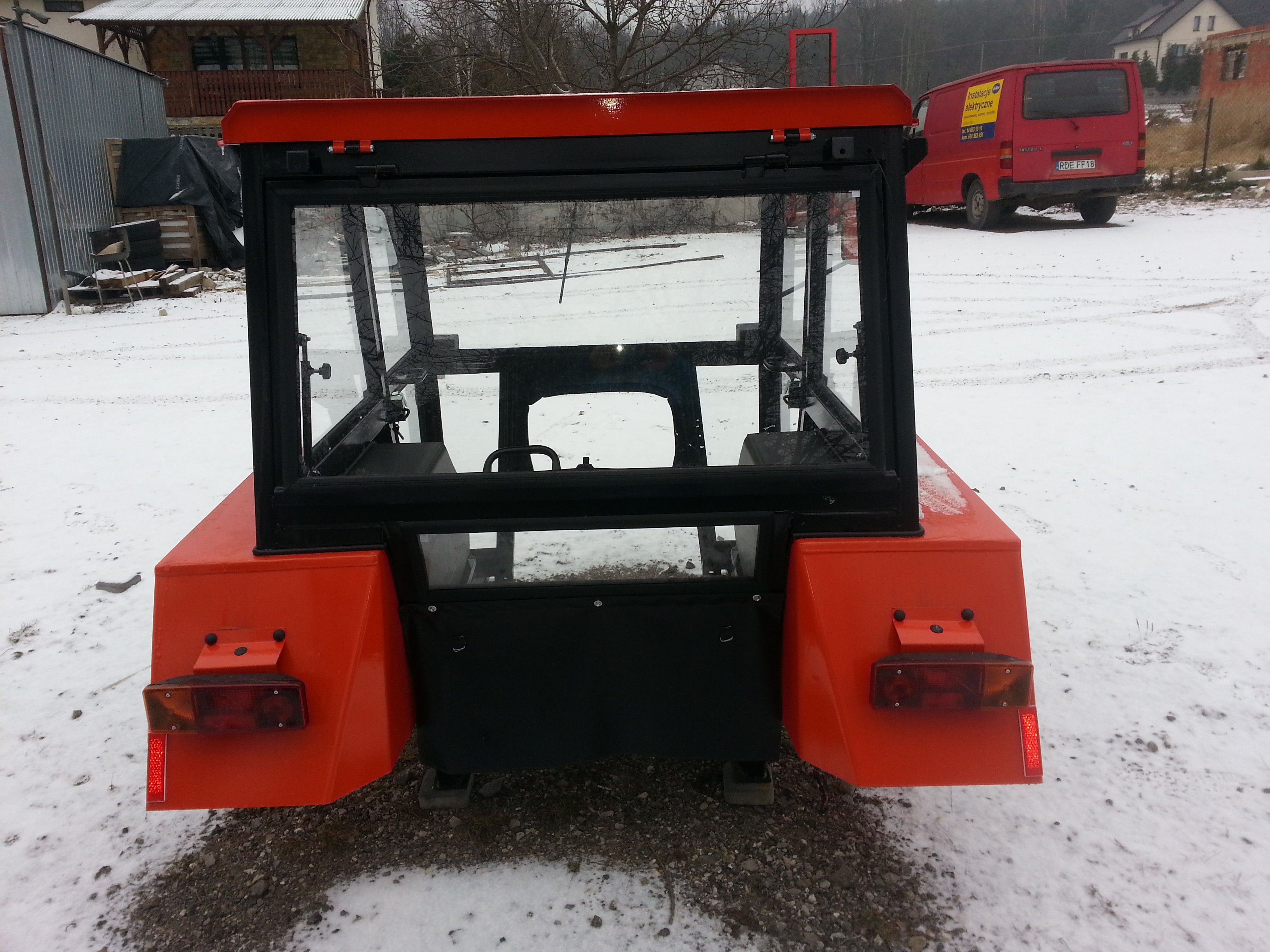 Kabina ciągnikowa do traktora ursus C360 / C330 — zdjęcie 4