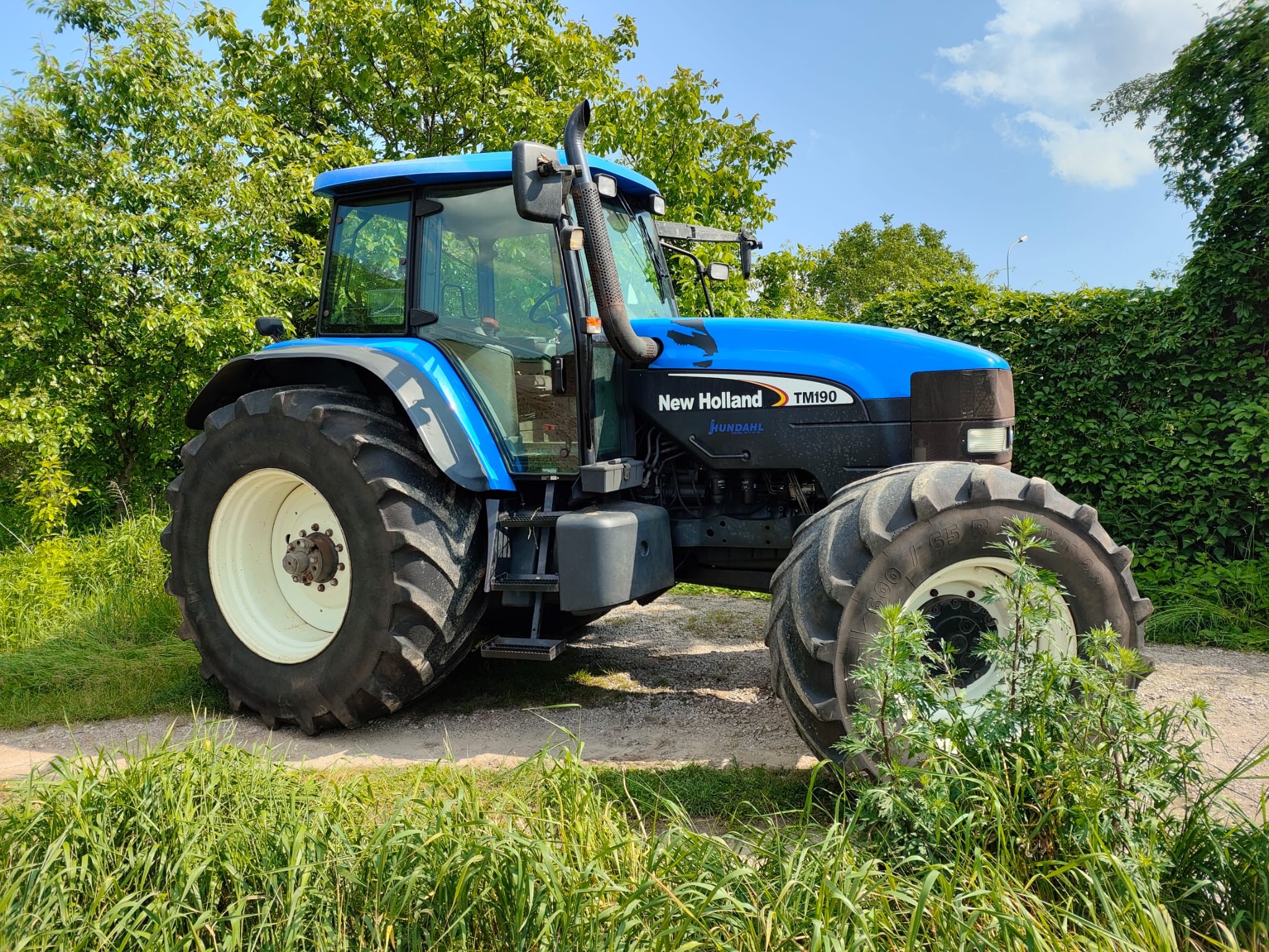 New Holland TM — zdjęcie 3