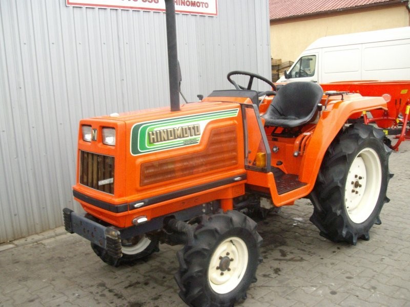 Mini traktorek Hinomoto N209, 20KM, 4x4 — zdjęcie 3