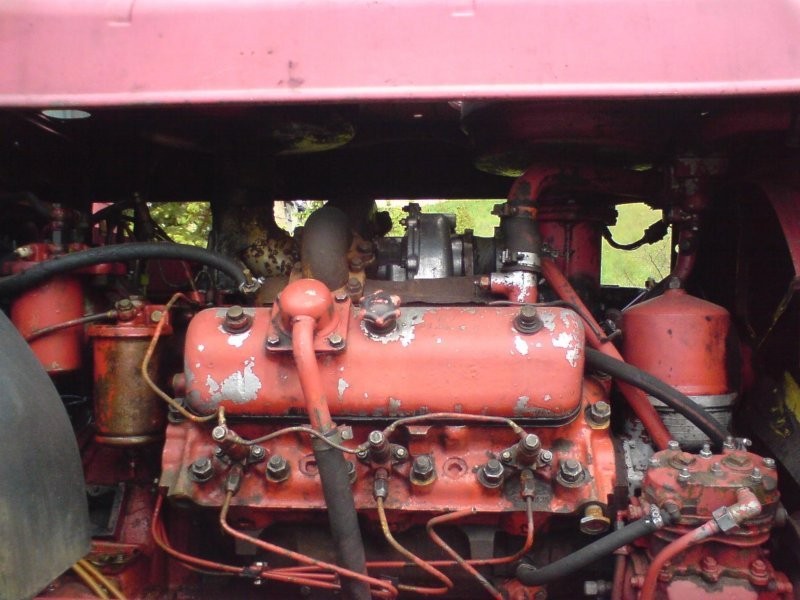 KIROWIEC T-150K 1996ROK — zdjęcie 3