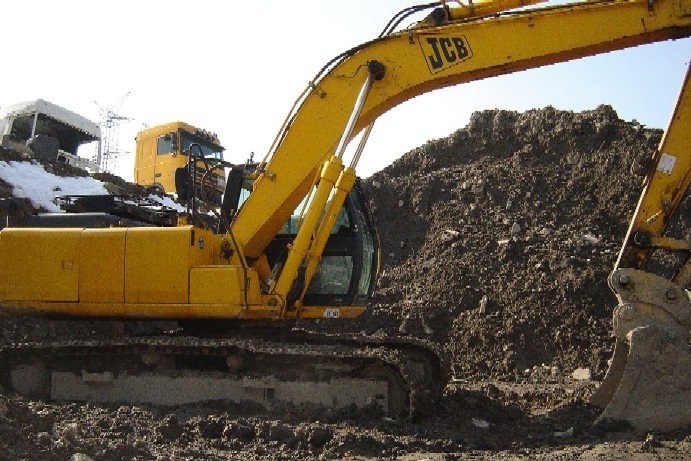 SUPER OKAZJA ! - Koparka gąsienicowa JCB JS 220 — zdjęcie 5
