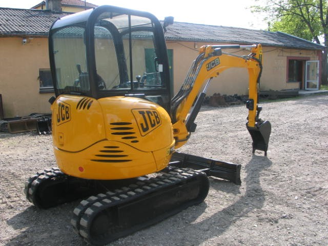 Koparki JCB 8025 ZTS - 2006 i 2008 rok - sprzedam — zdjęcie 3