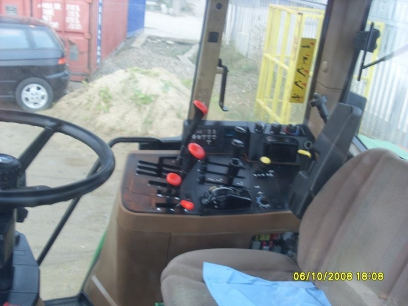 Ciągnik rolniczy John Deere 6300 — zdjęcie 1