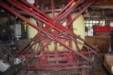 Hardi ZAWIESZANY 850 LITRÓW 12m - 1994 - 850 l — zdjęcie 1