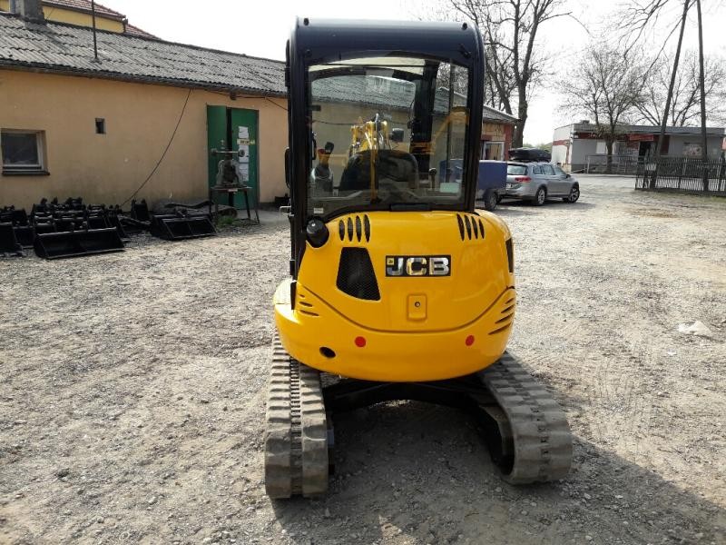 JCB 8025 ZTS z 2012 roku - mini koparka — zdjęcie 3