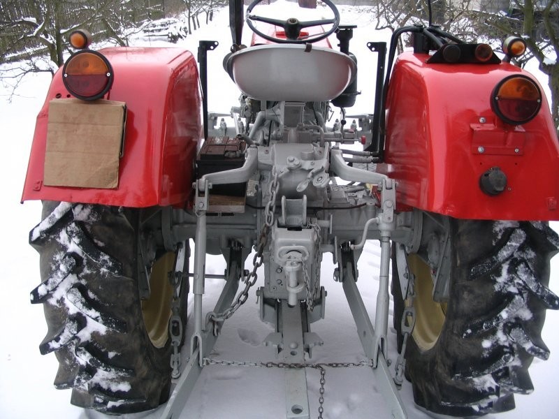 ursus c-330 — zdjęcie 1