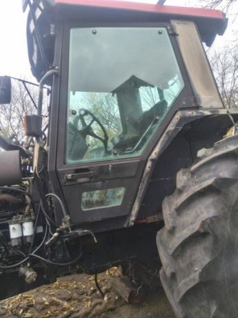 Drzwi Valtra,Valmet,Massey Ferguson 3650,3640,3670,3690,3630