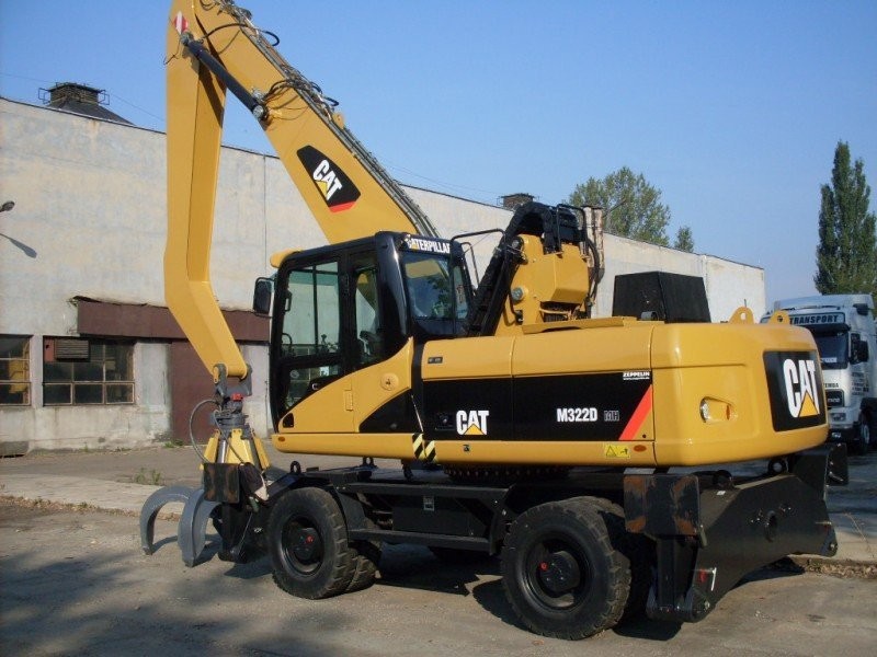 Maszyna do przeładunków Cat 322 D MH — zdjęcie 3