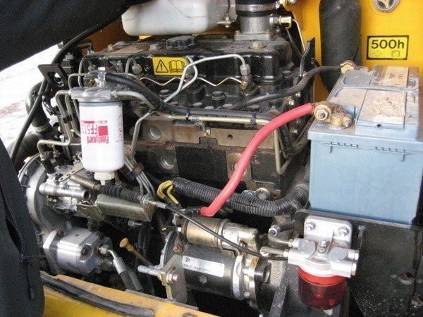 ładowarka kołowa JCB 408 BZX z 2004 roku — zdjęcie 1