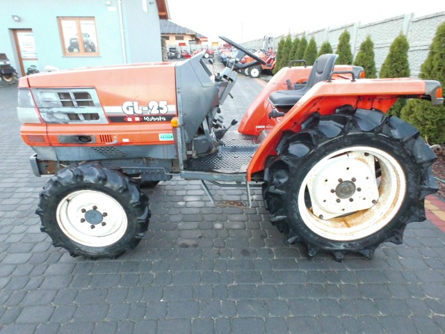 Kubota GL 25   25KM 4x4 wspomaganie rewers mini traktor iseki yanmar   — zdjęcie 5