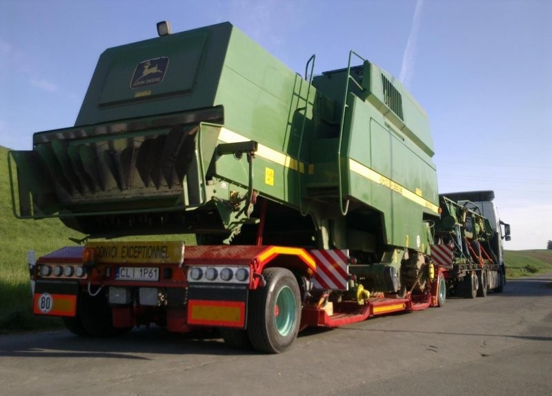 Transport kombajnów zbożowych, lexion, mega, wts — zdjęcie 3