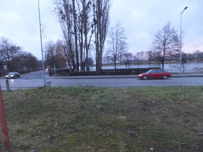 DZIAŁKA DLA INWESTORA W CENTRUM STRZELEC KRAJEŃSKI — zdjęcie 1