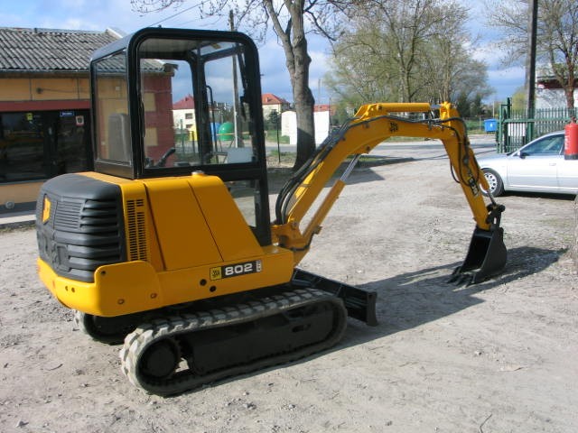 Koparka JCB 802 1999 - super stan, 3 łyżki — zdjęcie 3