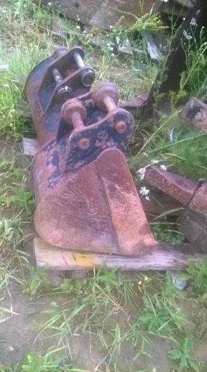 Używana łyżka 23cm do JCB 801 Denison — zdjęcie 3