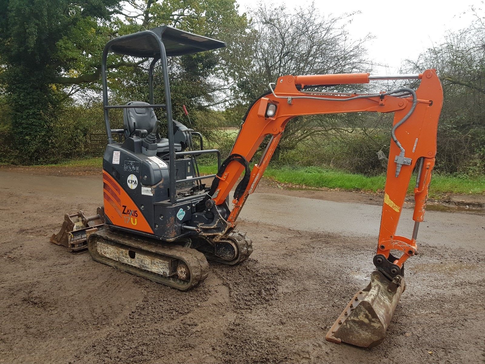 Mini koparka Hitachi Zaxis 107CPA / 17-U  — zdjęcie 2
