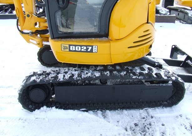 JCB 8027 ZTS - 2005 r. — zdjęcie 3