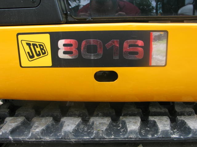 Minikoparka JCB 8016 z 2010 roku - sprzedam — zdjęcie 6