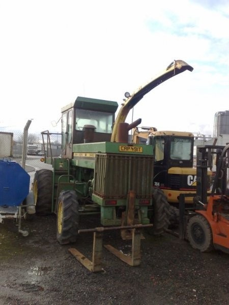 Kombajn do zielonek Jon Deere