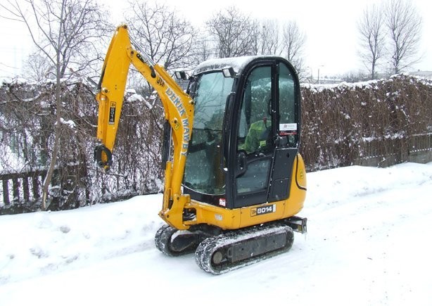 JCB 8014 z roku 2007 — zdjęcie 1