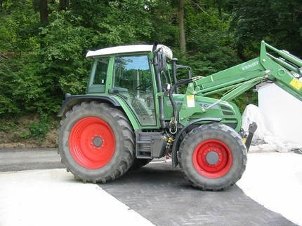 Ciągnik Fendt 309 CI — zdjęcie 2