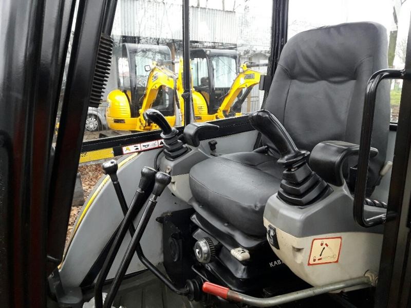 Koparka JCB 802 Super z 2003 roku — zdjęcie 7