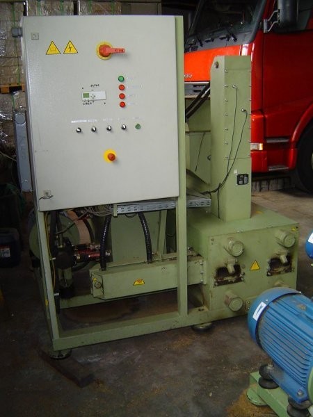 Brykieciarka hydrauliczna do produkcji brykietu — zdjęcie 2