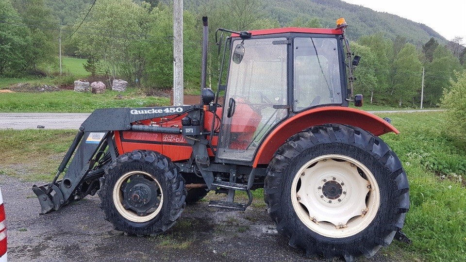 Ciągnik Zetor 8540 - 450 Q + ładowacz czołowy — zdjęcie 1