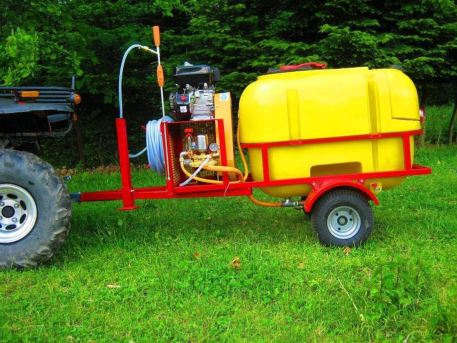 OPRYSKIWACZ SPALINOWY NA PRZYCZEPIE JEDNOOSIOWEJ 200L, SILNIK 6,5 kM — zdjęcie 1