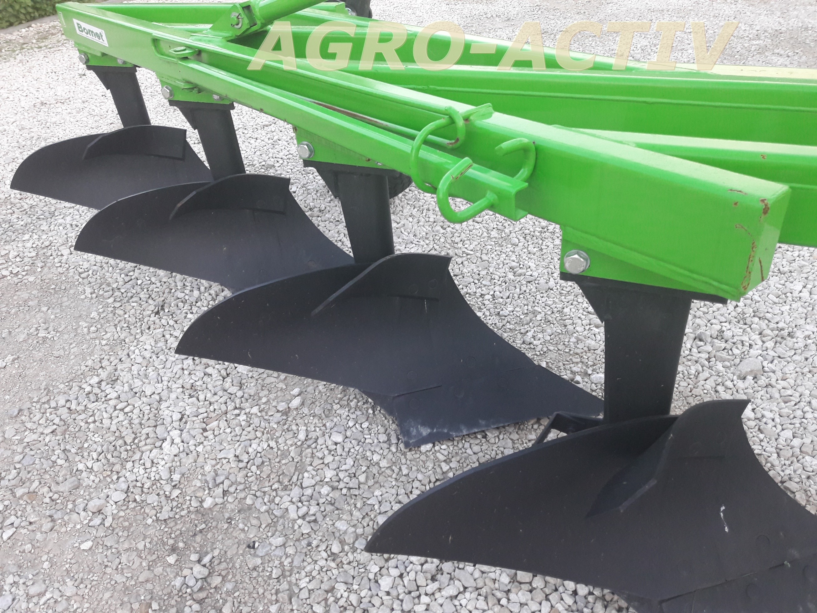 PŁUG 4 skibowy Bomet NOWY TRANSPORT  — zdjęcie 6