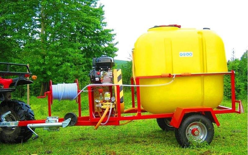 OPRYSKIWACZ SPALINOWY NA PRZYCZEPIE JEDNOOSIOWEJ, 400L, 6,5 kM,  — zdjęcie 3