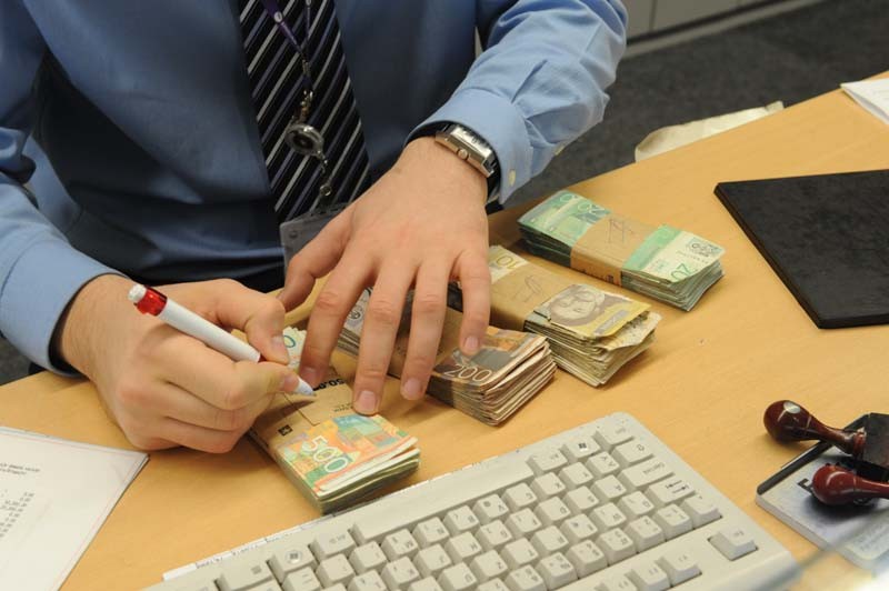 * Refinansiering lån