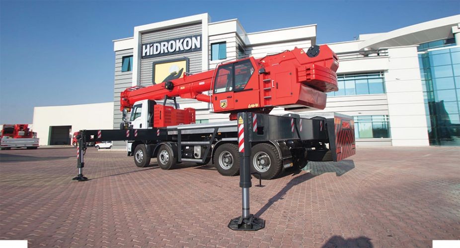 Dźwig mobilny HIDROKON HK 90 33 T3 - 30 ton — zdjęcie 1