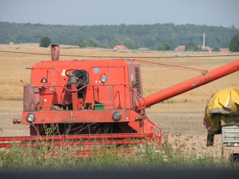 bizon Z0-56 z szarpaczem rok prod. 1989 — zdjęcie 1