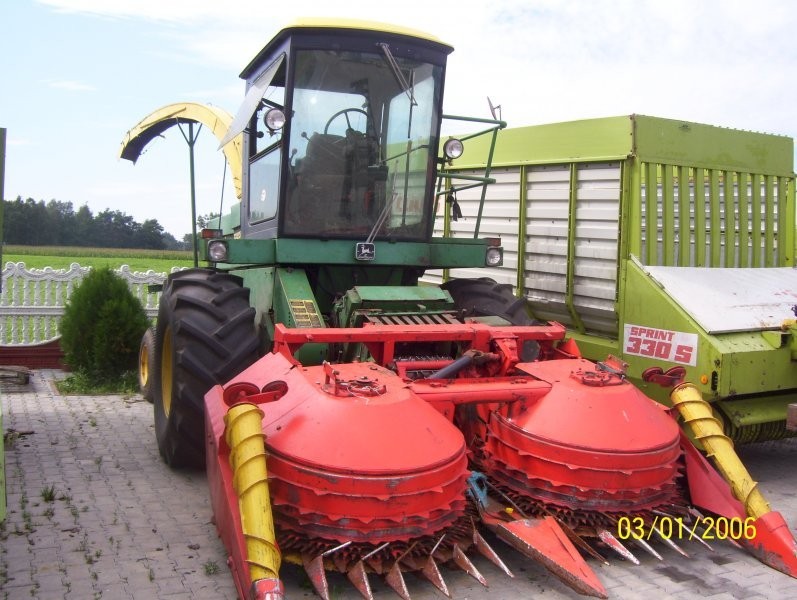 Sieczkarnia John Deere 5820 Kemper — zdjęcie 1