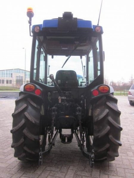 New Holland T3040 — zdjęcie 2